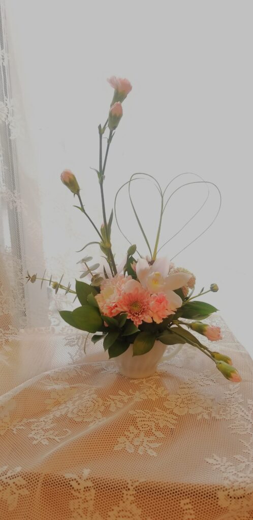 Feb 8th (Thurs): Lunar New Year Fresh Flower Arrangement Workshop (for Seniors 55+)